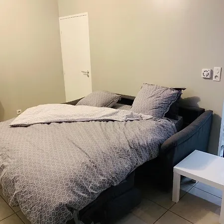 Les Pieds Dans L'eau Du Trottel Lägenhet *